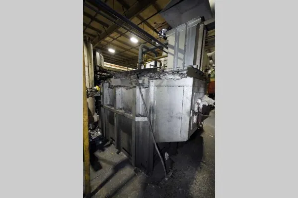 Used F.W. Schaefer Model: FWS-800 800 Pounds per Hour Melt Rate Reverberatory Type Wet Bath Stationary Aluminum Melting and Holding Furnace