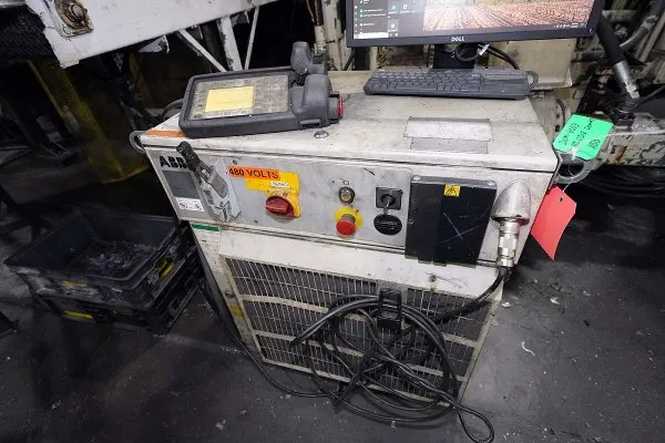 Used ABB Model: IRB 4400 M2000 45 Kilogram Six Axis Foundry Rated Industrial Robot