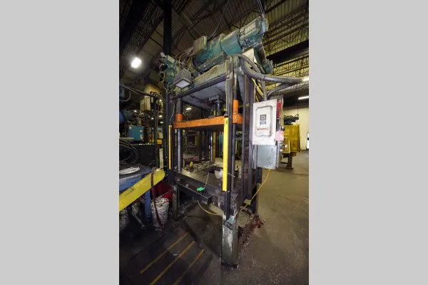 Used Metal Mechanics Model: TP-35 35 U.S. Ton Four Column (Post) Vertical Hydraulic Die Casting Trim Press