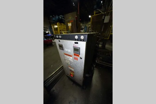 Used Regloplas Model: 300LD/40/FM65/1K/RT50 80 kW (40 kw per zone) Dual (two) Zone Portable Hot Oil Process Heater Temperature Control Unit with Cooling Water Circuit