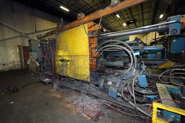 Used Buhler Model: H-800-B 980 Metric Ton Horizontal Cold Chamber Aluminum/Magnesium Capable High Pressure Die Casting Machine