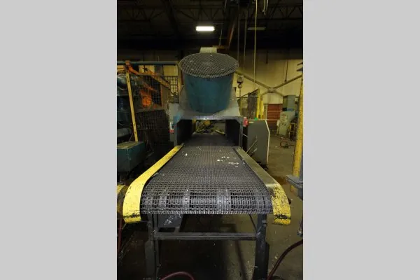 Used JDC Model: JDC-36x17 36 Inch Wide by 17 foot long Metal Chain Plate Conveyor Belt with Forced Air Cooling Fans and Tunnel for Die Cast and Foundry Applications