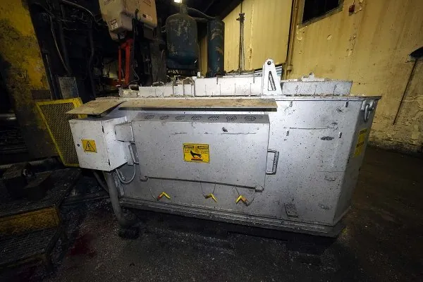 Used Pyrotek Model: 2,860 pound bath capacity Low Energy High Efficiency Electric Heated Aluminum Holding Furnace