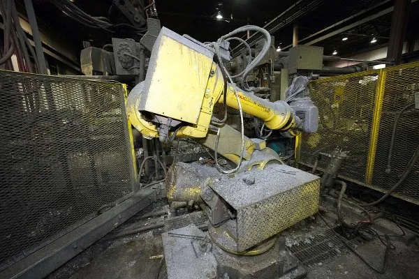 Used Fanuc Robotics Model: R-2000iB 210F with R-30iA Controller 165 KG (363 pounds) Six Axis Industrial Robot with Extractor Package/Gripper For Extracting Die Castings