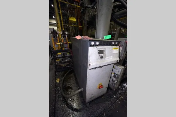 Used Regloplas Model: 300LD/40/FM65/1K/RT100 80 kW (40 kw per zone) Dual (two) Zone Portable Hot Oil Process Heater Temperature Control Unit with Cooling Water Circuit