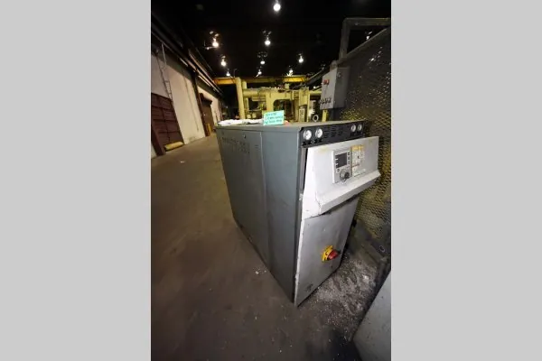 Used Regloplas Model: 300LD/40/FM65/1K/RT100 80 kW (40 kw per zone) Dual (two) Zone Portable Hot Oil Process Heater Temperature Control Unit with Cooling Water Circuit