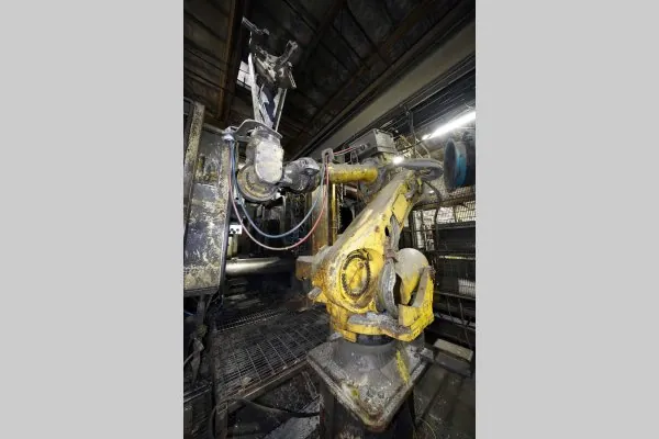 Used Fanuc Robotics Model: R-2000iB Plus 165 F with R-J30iB Controller Six Axis Foundry Rated Industrial Robot with Extractor Package/Gripper for Extracting Die Castings