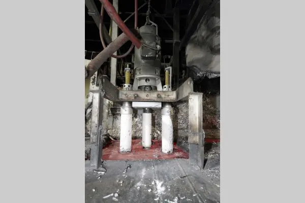 Used Yaskawa Model: 20 HP Molten Metal Pump for pumping and transferring non-ferrous liquid metal from furnaces crucibles and transfer ladles