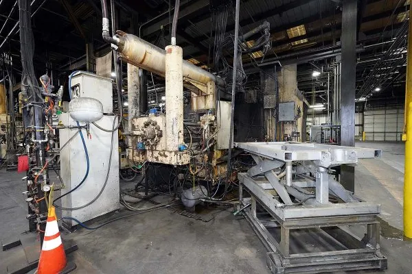 Used HPM Model: II-1200-A 1200 Ton Horizontal Cold Chamber Aluminum High Pressure Die Casting Machine