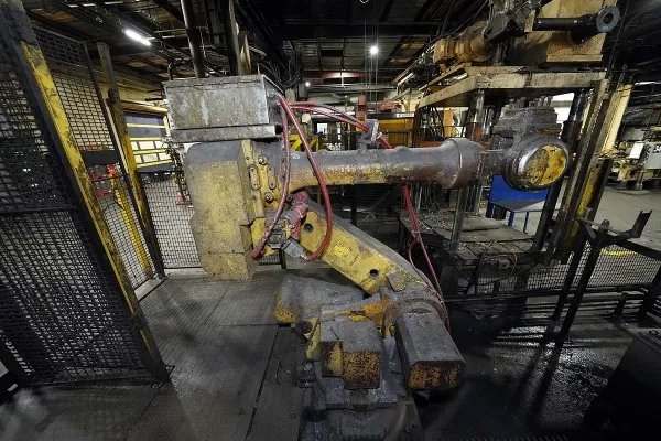 Used Fanuc Robotics Model: R-2000iB 165 F with R-J30iB Controller 2000 Six Axis Foundry Rated Industrial Robot with Extractor Package/Gripper for Extracting Die Castings