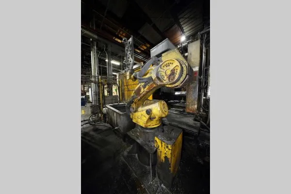 Used Fanuc Robotics Model: R-2000iB 165 F with R-J30iB Controller 2000 Six Axis Foundry Rated Industrial Robot with Extractor Package/Gripper for Extracting Die Castings